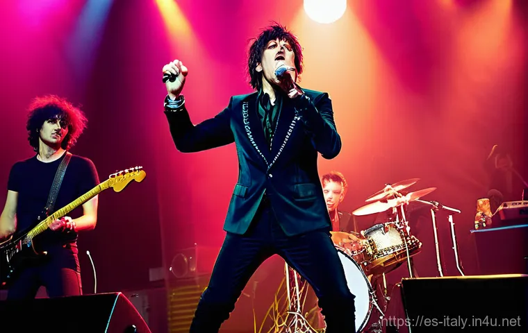 이탈리아 유명인 및 셀러브리티 - Classic Italian Cinema Diva:**
A captivating Italian actress, embodying the elegance of classic Ital...